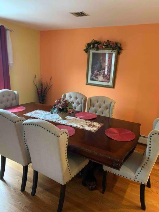 Family 3-Bedroom Home Ελίζαμπεθ Εξωτερικό φωτογραφία